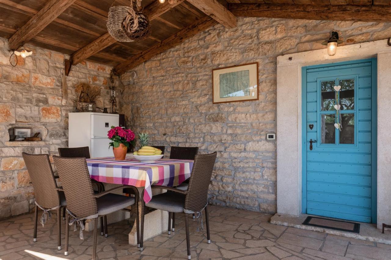 Villa Janko Sveti Lovreč Pazenatički Kültér fotó