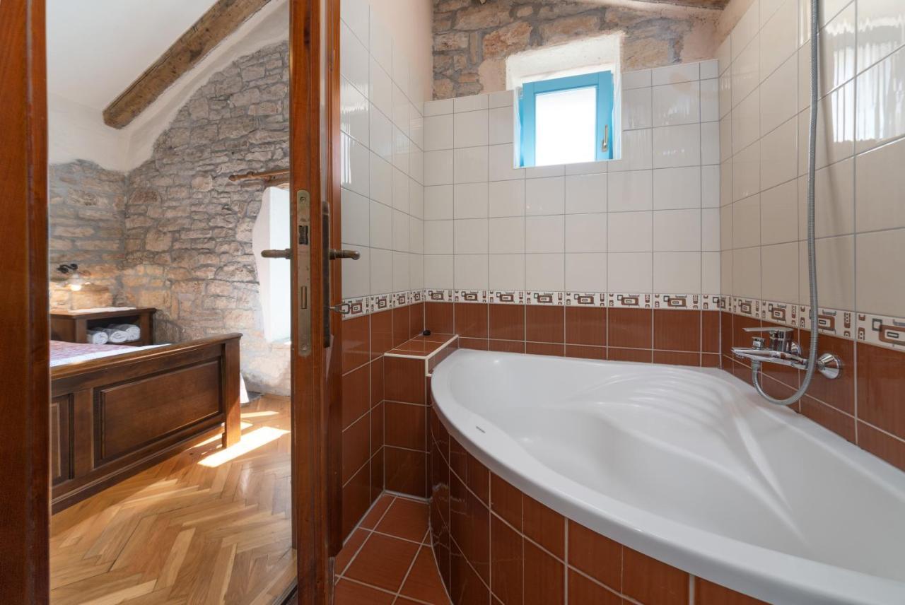 Villa Janko Sveti Lovreč Pazenatički Kültér fotó