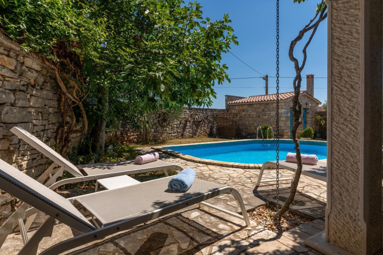 Villa Janko Sveti Lovreč Pazenatički Kültér fotó