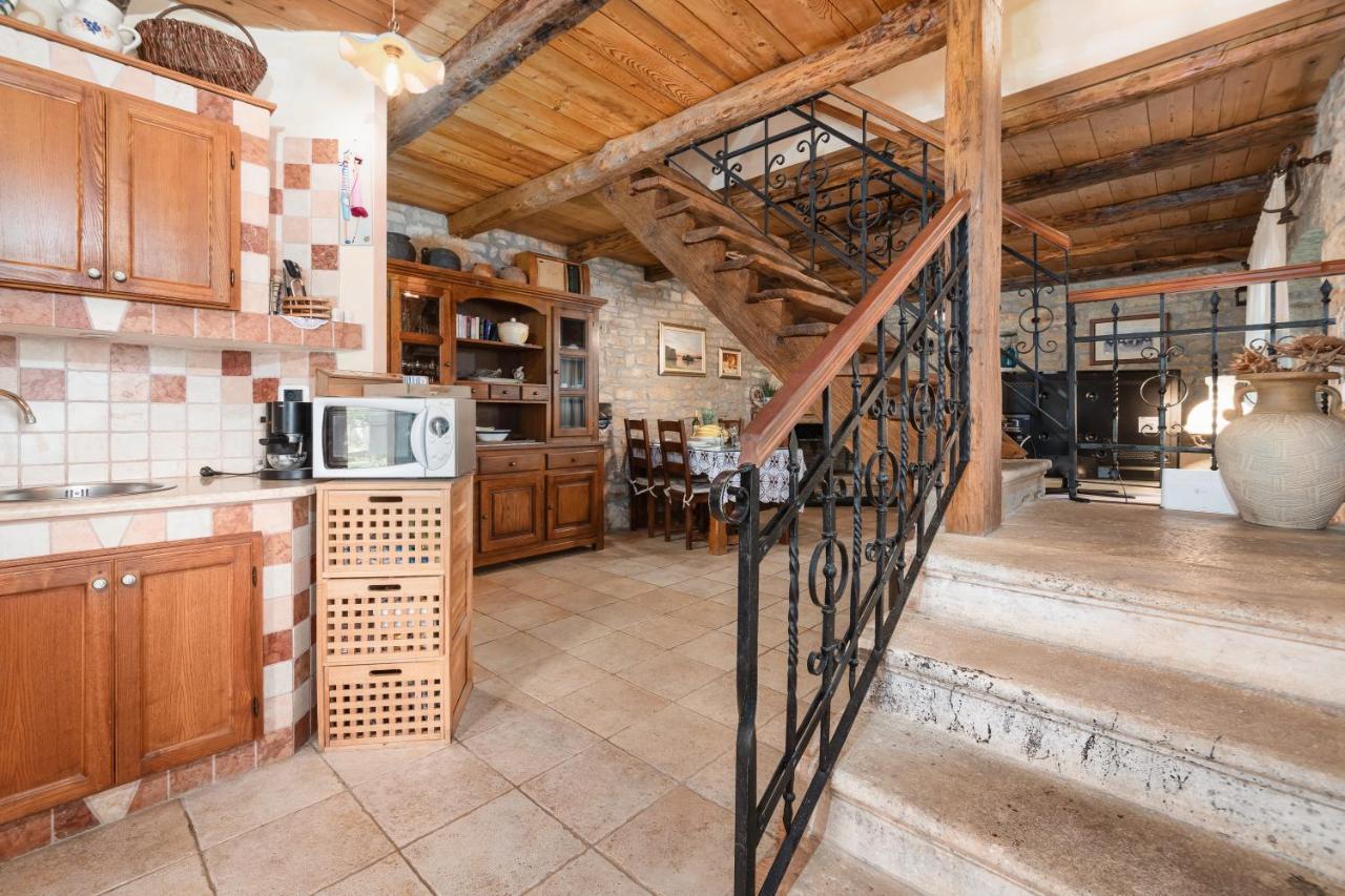 Villa Janko Sveti Lovreč Pazenatički Kültér fotó